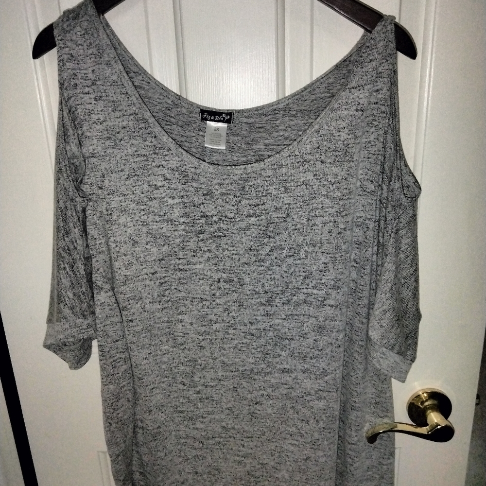 Women's cold shoulder blouse by fig and blue size 2X